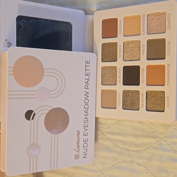 Lamora Makeup Lamora Nude Eyeshadow Palette Neutral And Warm Tones 
